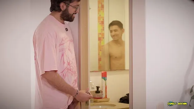 Neighbor Kinkcravings Has No Water I Spy Him Showering at My Place, Get Caught & Fuck Him Bareback Until Creampie