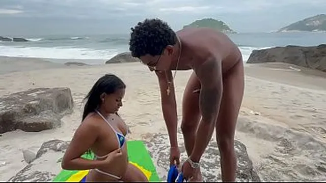 Arrumei o carro e viemos à praia terminar oque começamos mas agora com a brisa do mar PART 2