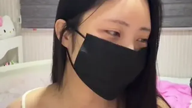 윤공주 231129 딜도삽입 라이브 방송