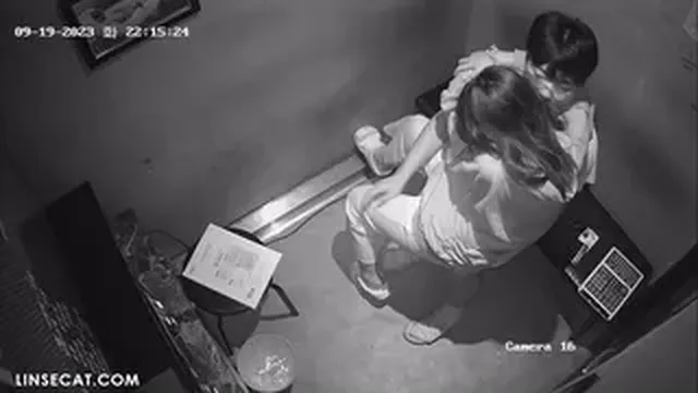 코노에서 격렬하게 씹질