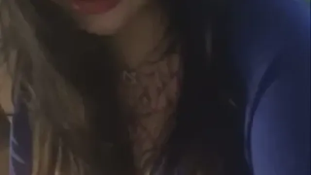 육봉으로 피리 부는 중