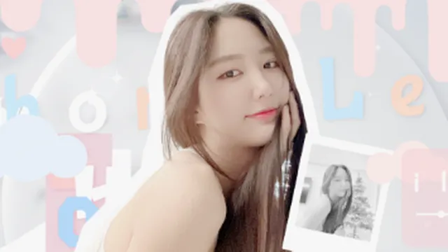 아프리카 bj 촘이 방송중 거울로 비친 상반신 노출