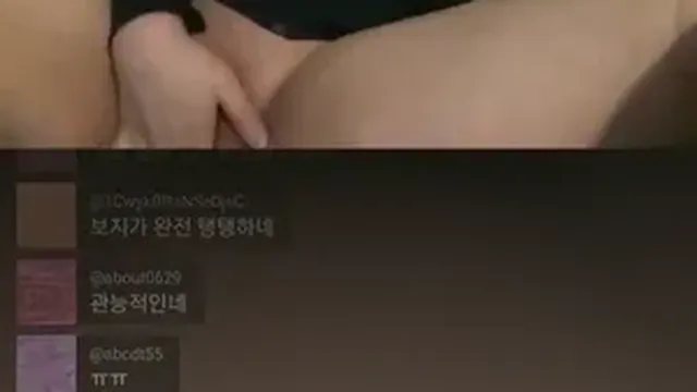 온리팬스-수위 창렬한 여캠들 기강 씨게 잡는 진정한 알몸 앞치마, kojo0311