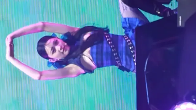 대만의 프로듀스 101으로 데뷔한 걸그룹 노출사고