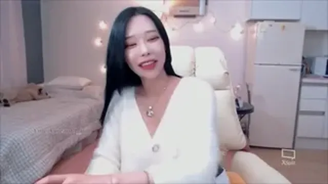 유튜버 ᄉᄇ와 결혼한 bj 셀리 1