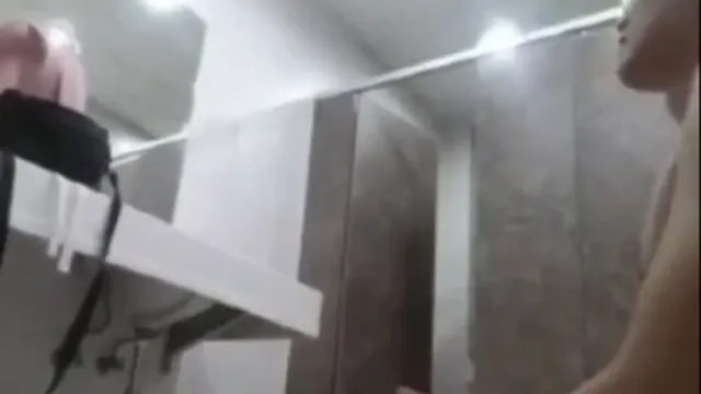 학교근처 자취방 새내기커플