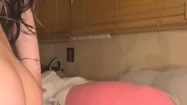 아프리카에서 방송하다가 인스타로 넘어와서 라이브 자위