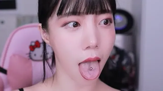 배라소니 혓바닥 모음 1