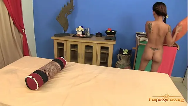 Skinny Thai girl gets a massage before getting fucked