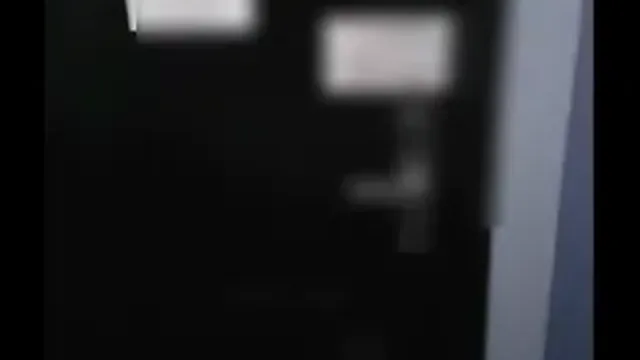 구형 안드로이드 폰으로 열심히 영상 남기는 커플 2
