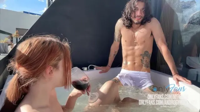 I showed my dick to my friend in the jacuzzi and